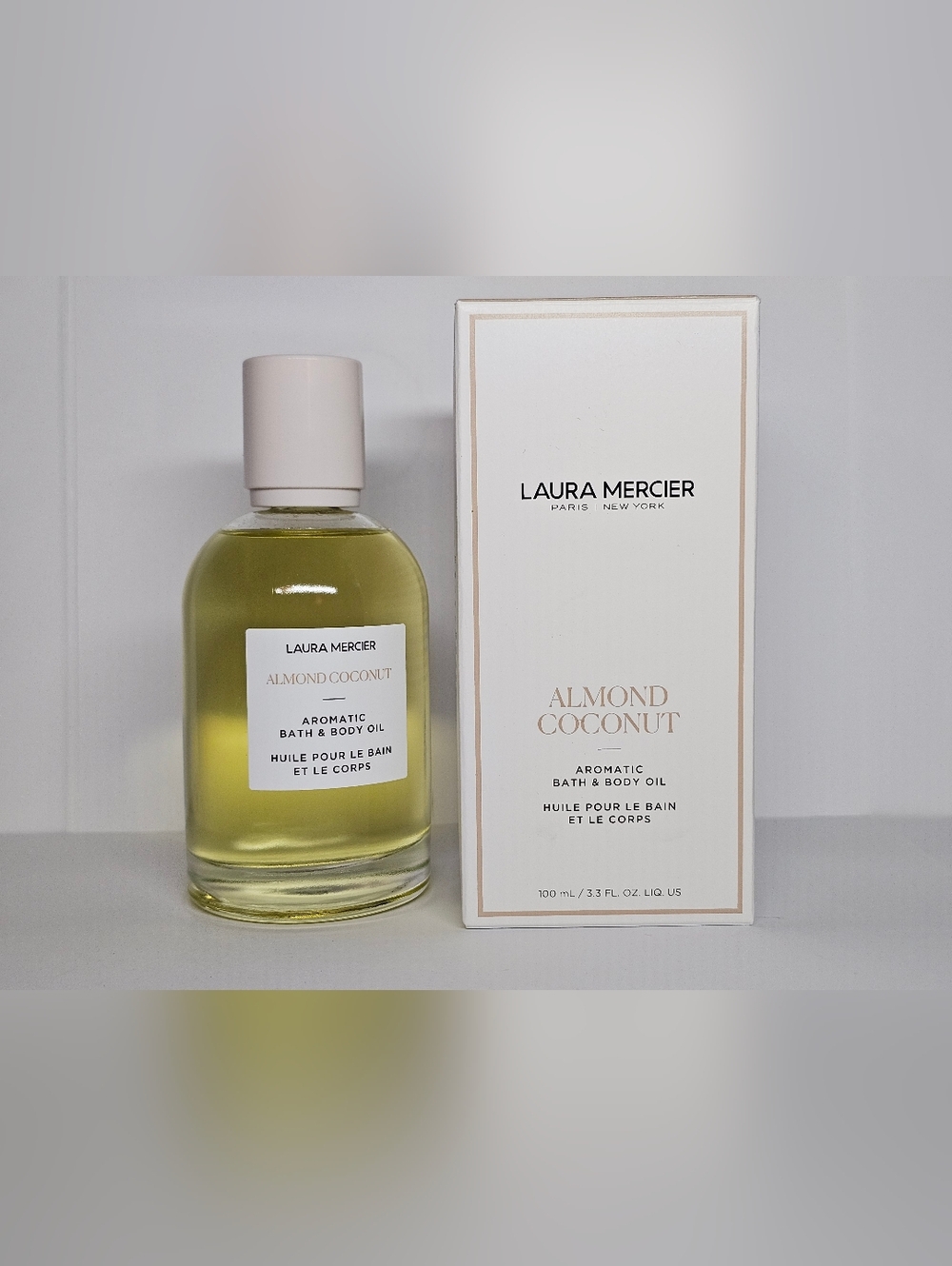 Laura Mercier Aromatic Almond Coconut Bath & Body Oil